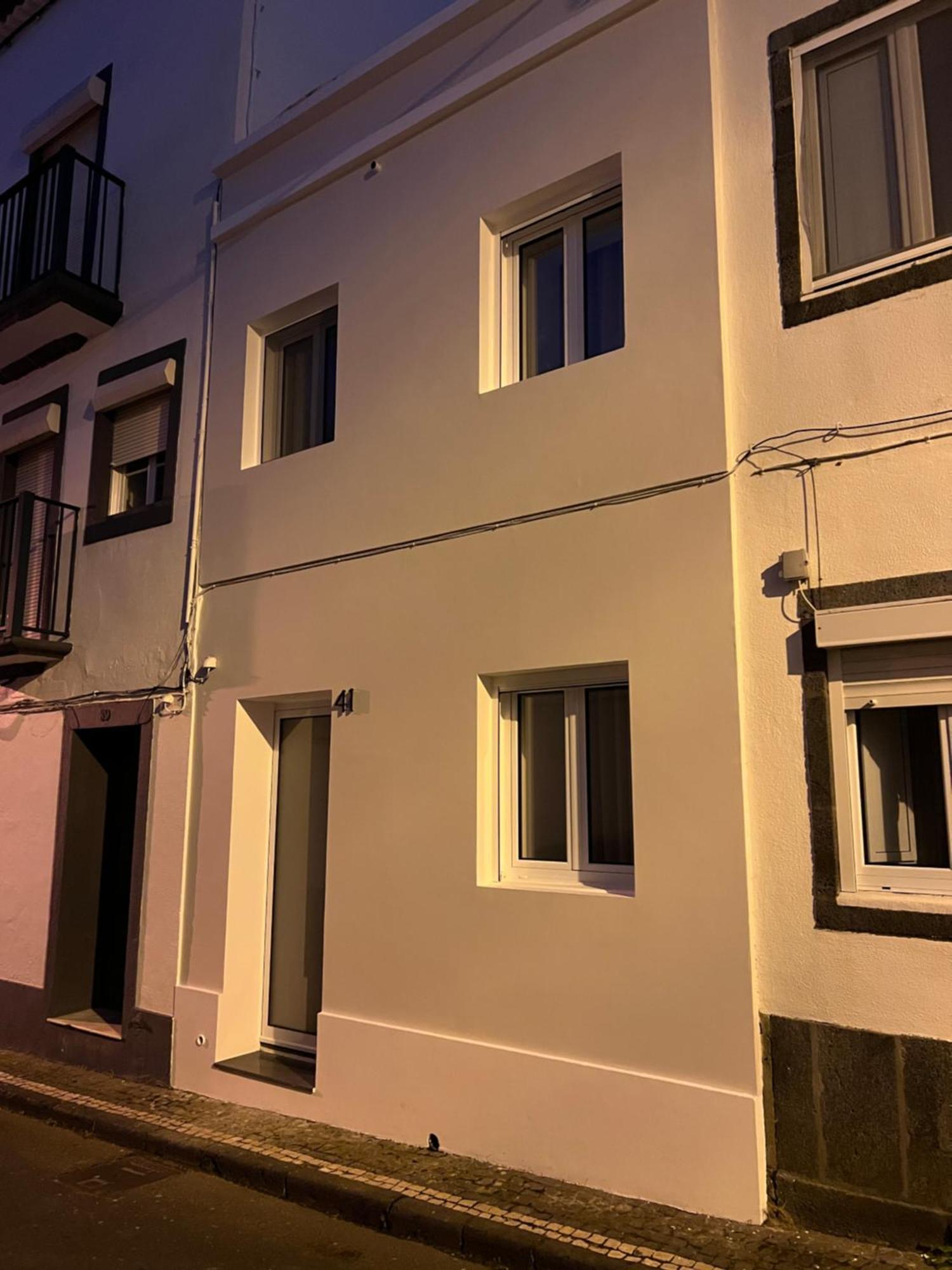 Urban 41 Guest House Ponta Delgada  Exterior photo